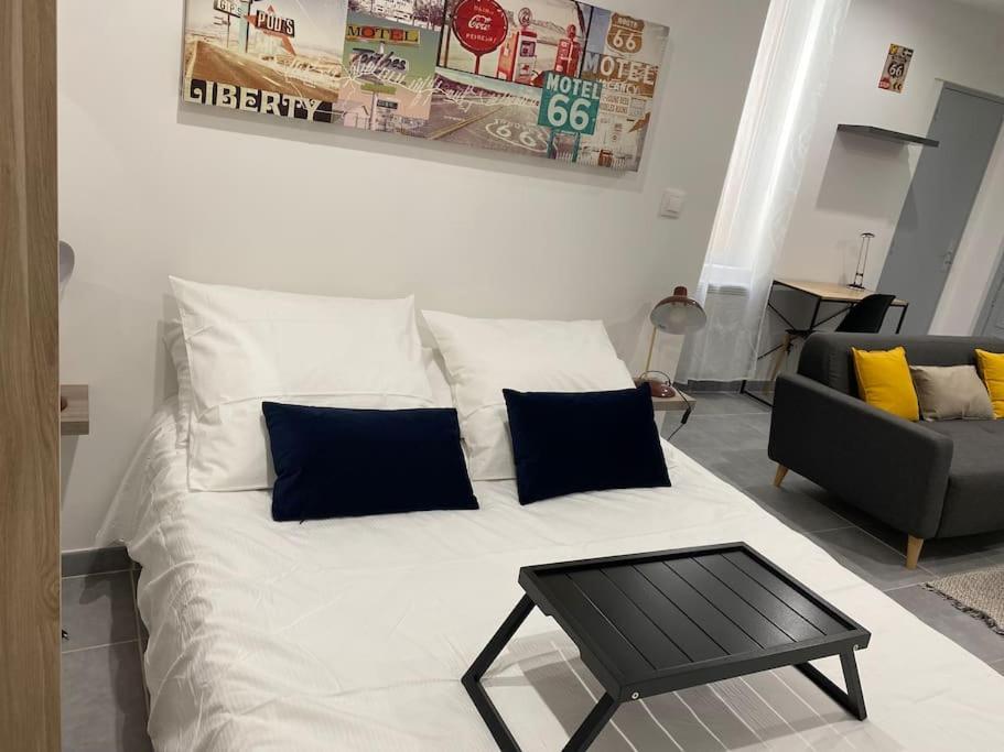 Studio 23M2 Moderne Hypercentre - Arenes A 2 Min Nîmes Dış mekan fotoğraf